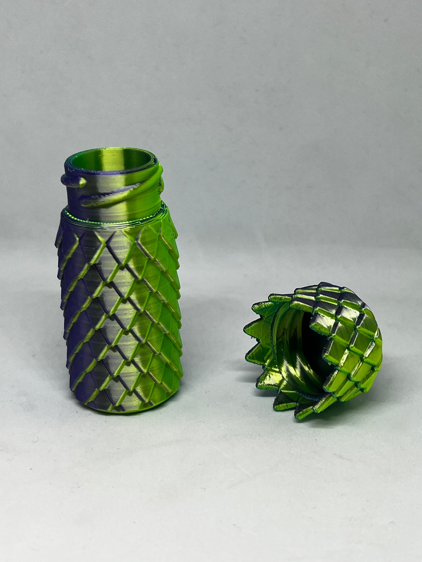 Pojemnik smocze jajo