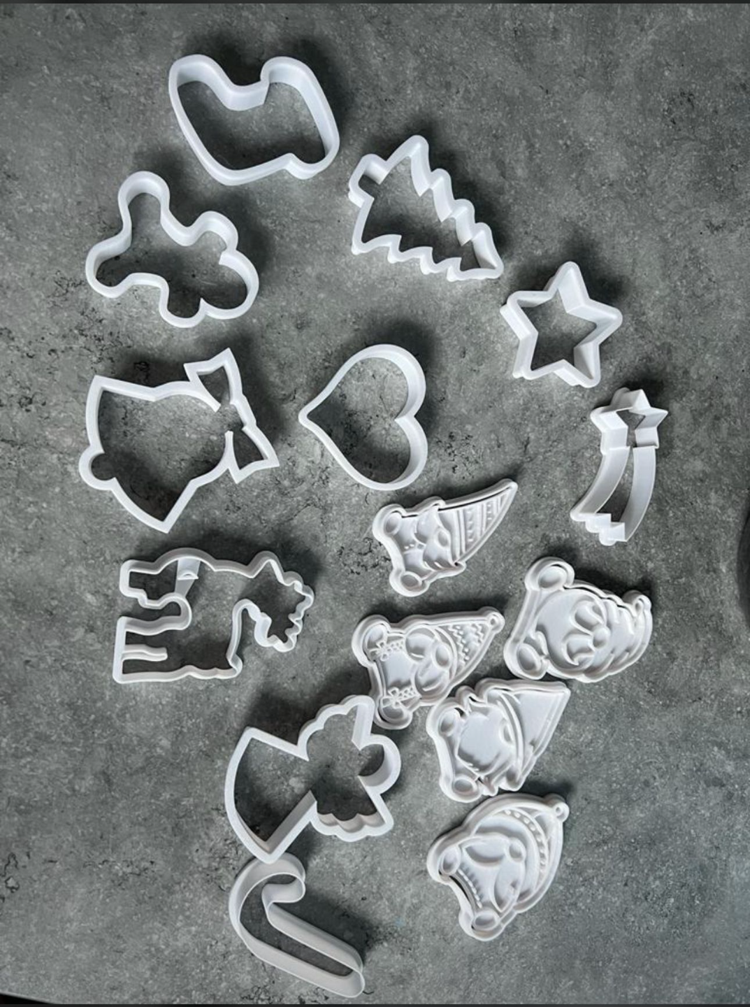 Zestaw 10 foremek do ciasta w stylu świątecznym