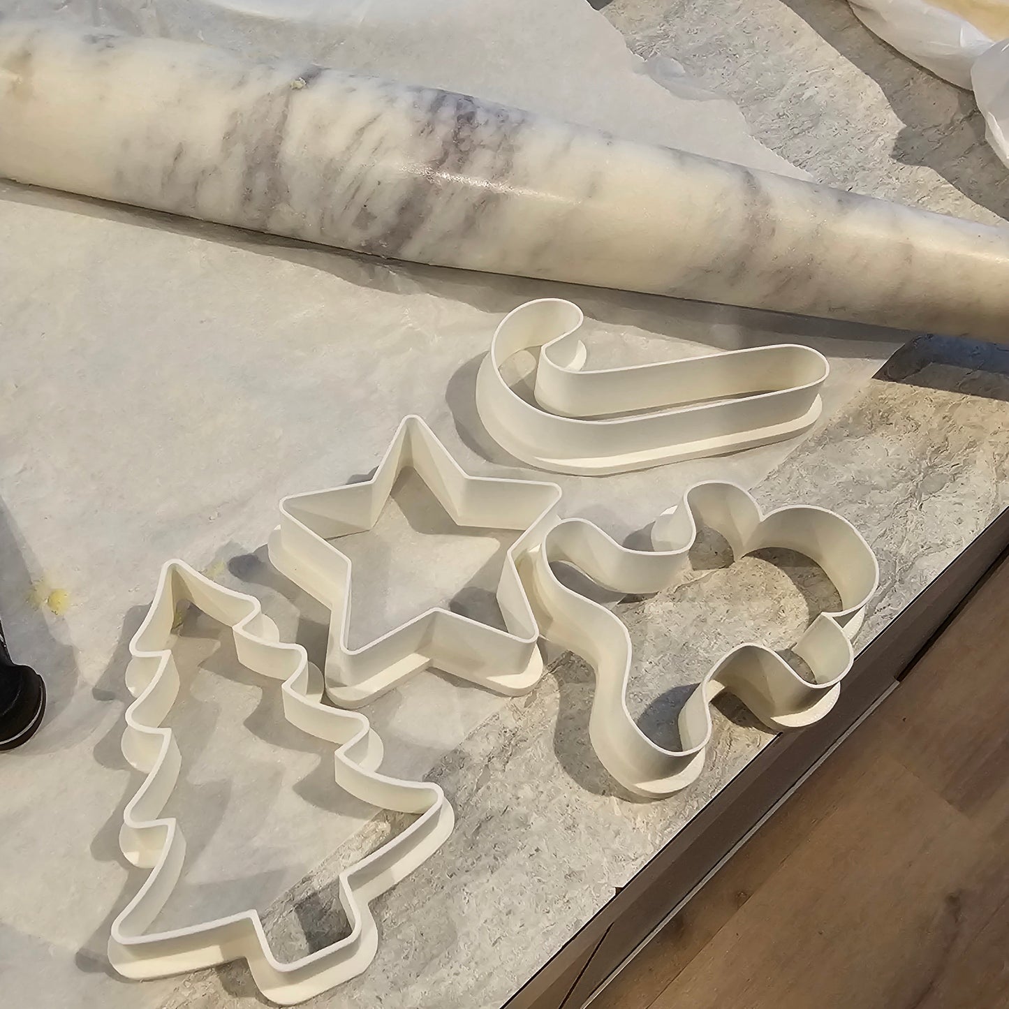 Zestaw 10 foremek do ciasta w stylu świątecznym